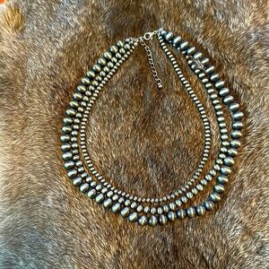 Adjustable 3 Strand Navajo Pearls